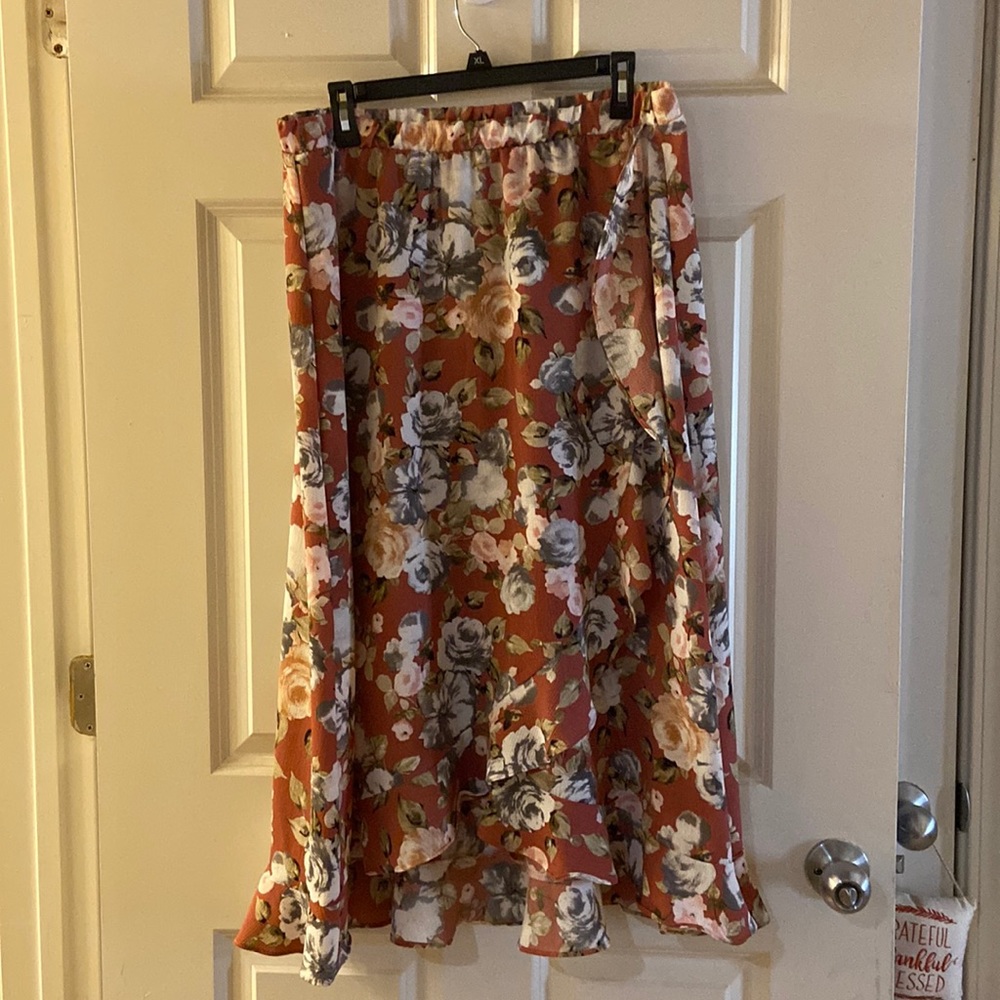 Green Envelope Asymmetrical Mid Ruffle Pink Floral skirt